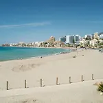 TIMON II, Luxury 3 bedroom Beachside Apartment