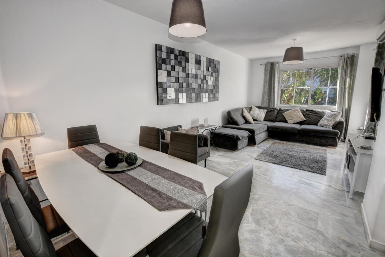 Timon Ii, Luxury 3 Bedroom Beachside Ferienhaus Benalmádena