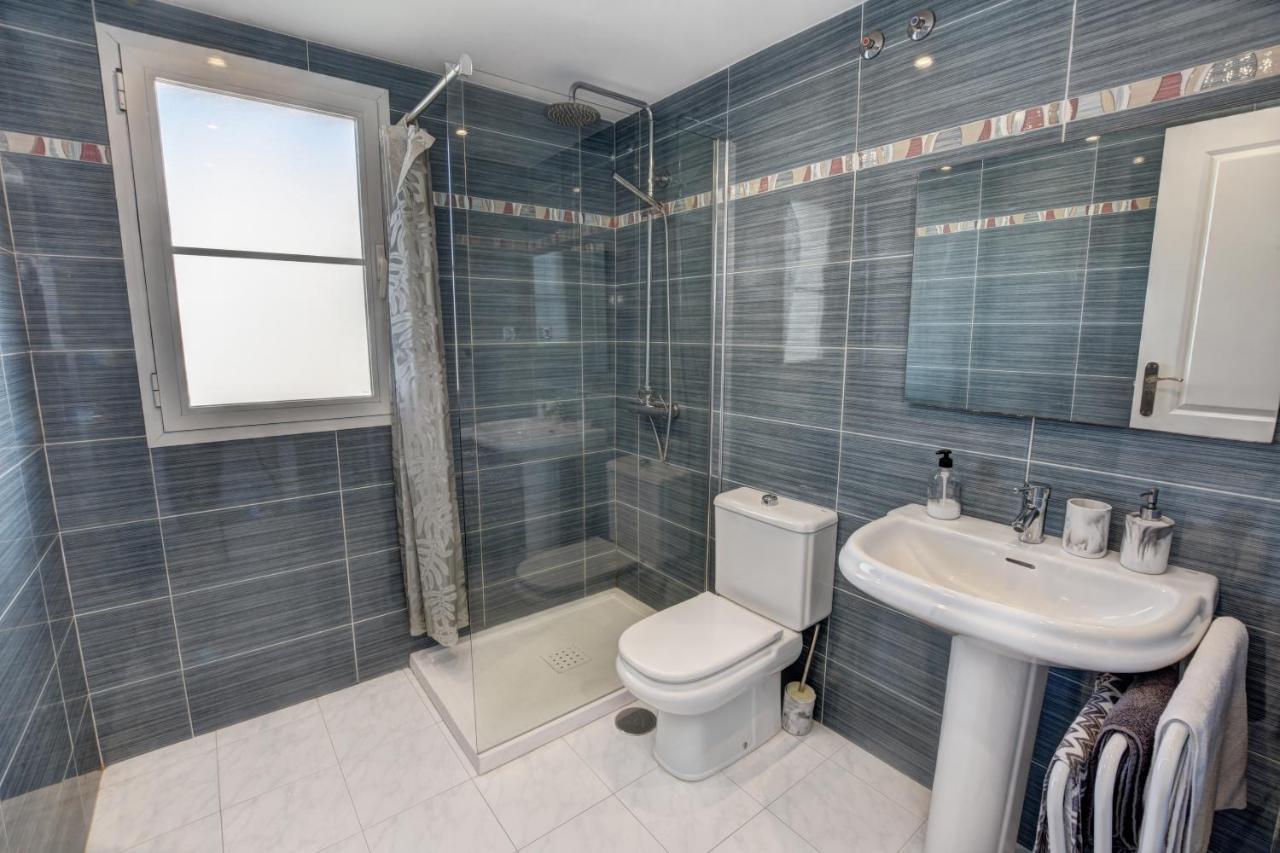Ferienhaus Timon Ii, Luxury 3 Bedroom Beachside